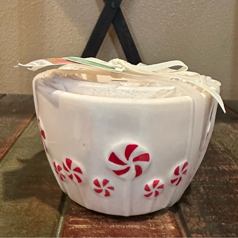 Rae Dunn Peppermint Lollipop Measuring Cups